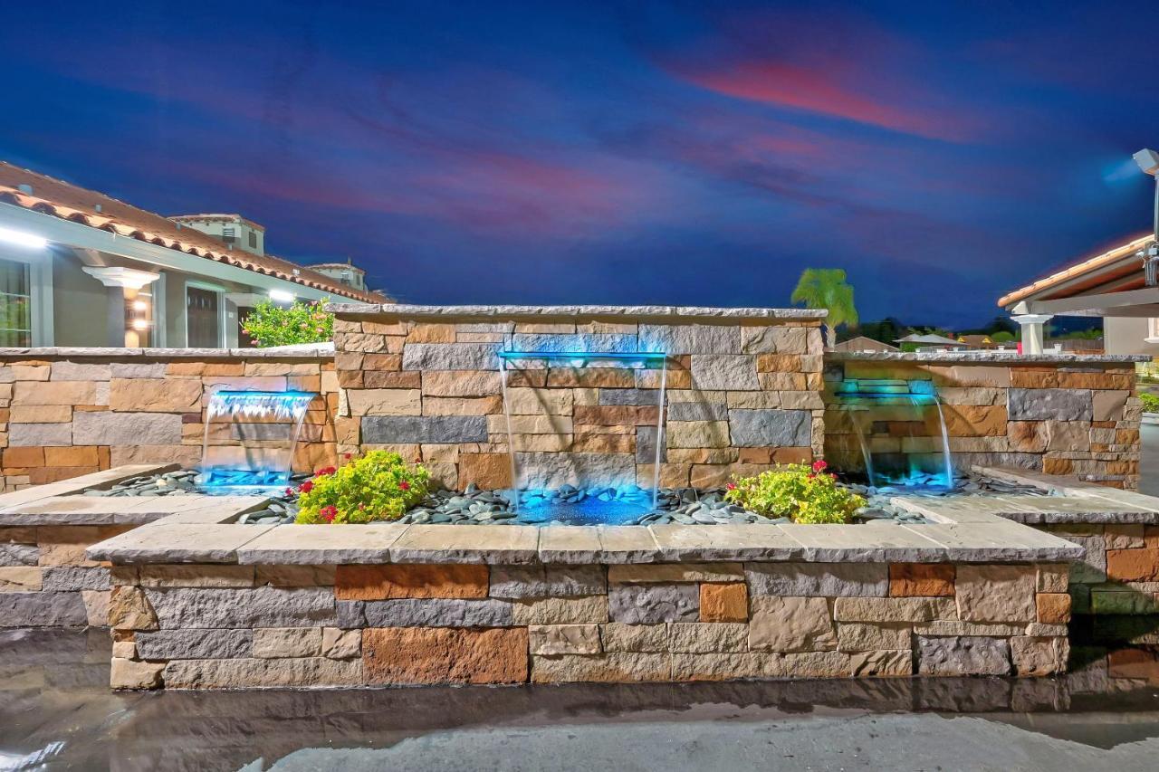 Traveler'S Inn Williams, Ca Modern Renovated Hotel ภายนอก รูปภาพ