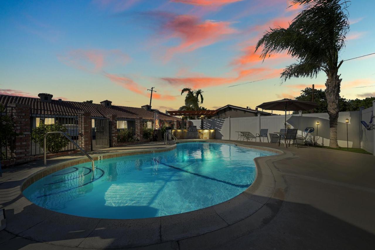 Traveler'S Inn Williams, Ca Modern Renovated Hotel ภายนอก รูปภาพ