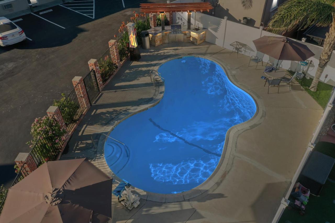 Traveler'S Inn Williams, Ca Modern Renovated Hotel ภายนอก รูปภาพ