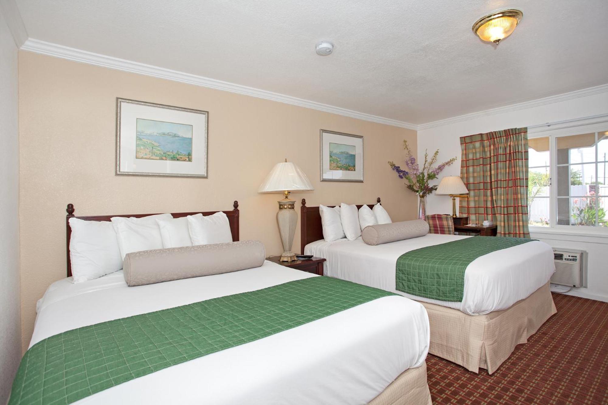 Traveler'S Inn Williams, Ca Modern Renovated Hotel ภายนอก รูปภาพ
